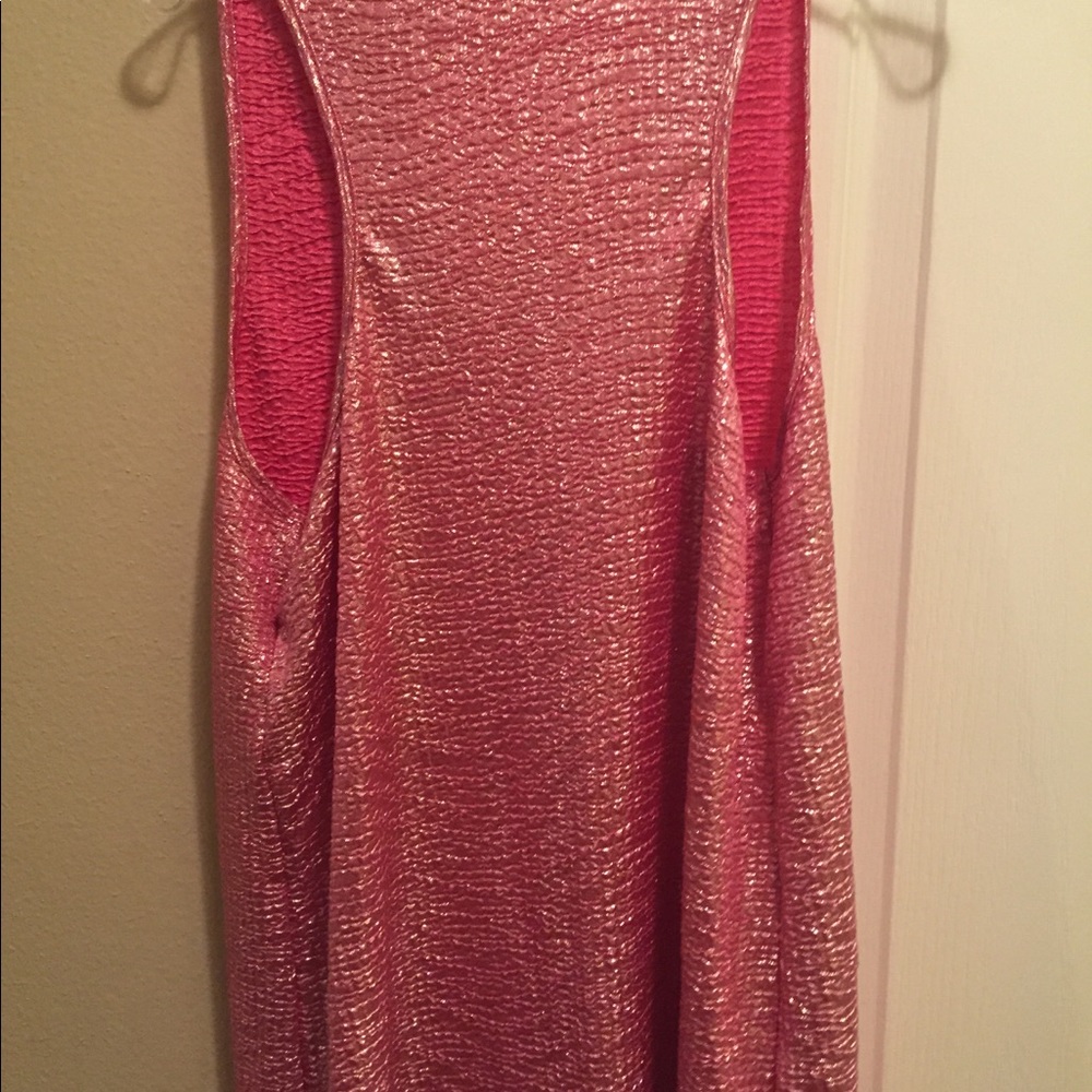 Ladies Razorback Shimmering Top, NWOT - Picture 5 of 5